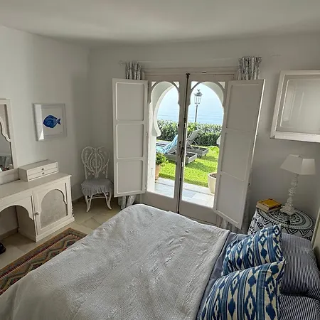 Overlooking , Central, Quiet, Parking, Swimming Pool Marbella