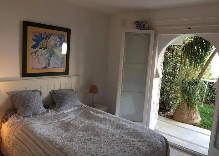 Overlooking , Central, Quiet, Parking, Swimming Pool Villa